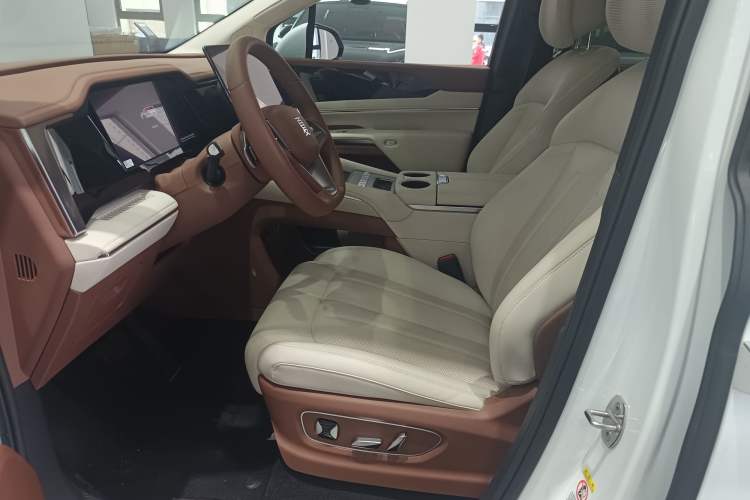 Used BYD Xia 2025 DM-i 1.5T 180km Excellence Model
