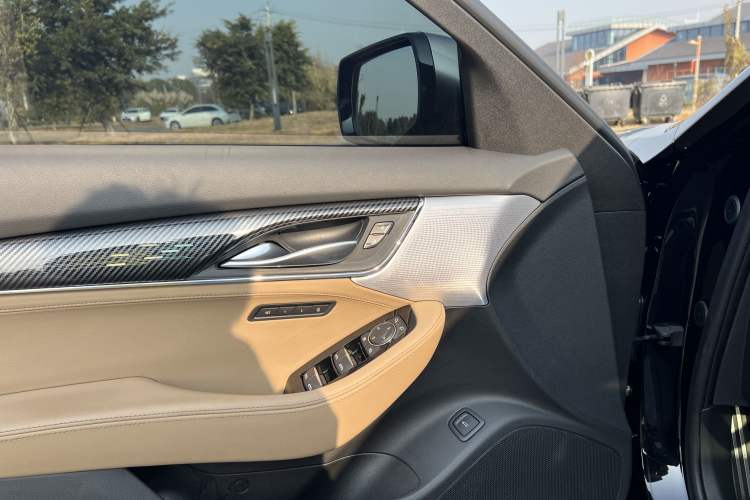 Used Cadillac CT5 2023 28T Prestige Model
