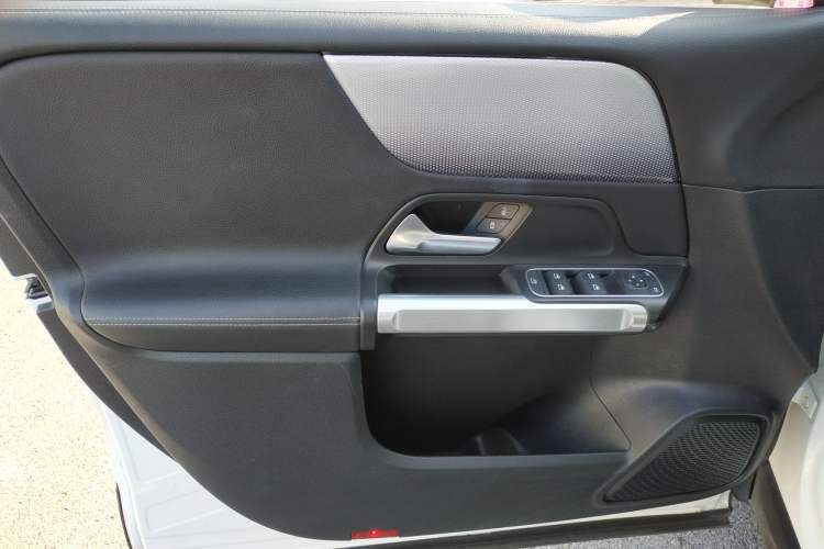 Used Mercedes-Benz GLB 2022 Second Facelift GLB 200 Dynamic Edition