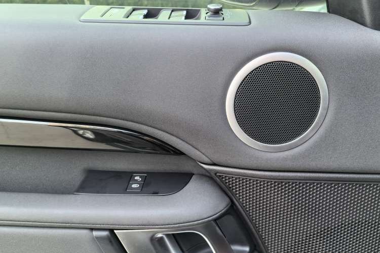 Used Land Rover Discovery 2017 3.0 SC V6 SE
