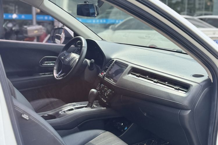 Used Honda Vezel 2017 1.8L CVT 2WD Elite Model
