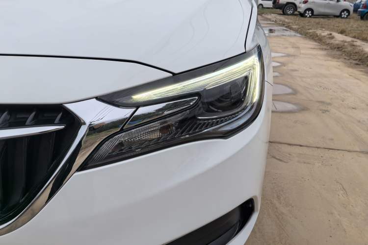 Used Buick GL6 2019 18T 6-Seater Connected Luxury Version China VI Standard
