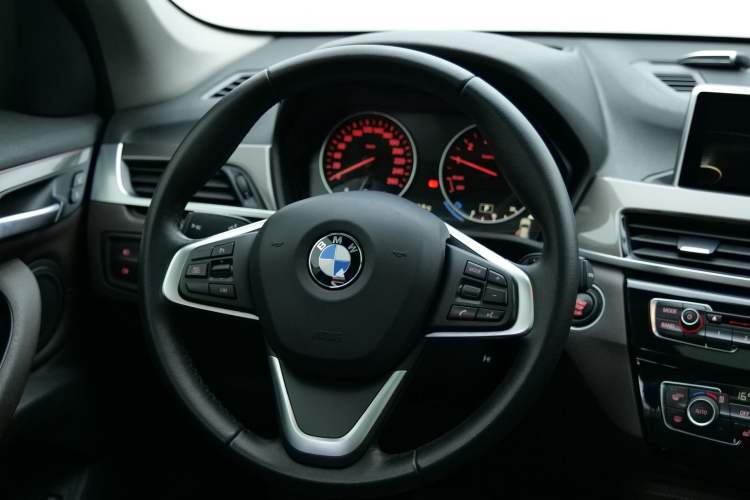 Used BMW X1 2018 xDrive20Li Luxury Model
