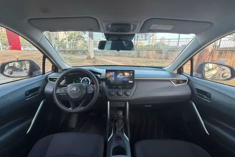 Used Toyota Corolla Cross 2024 2.0L Pioneer Edition
