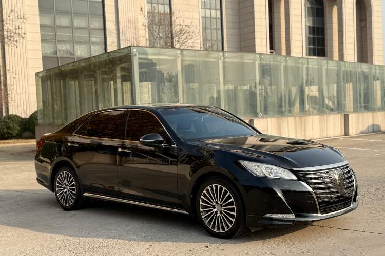 Used Toyota Crown 2018 2.0T Sport Edition
