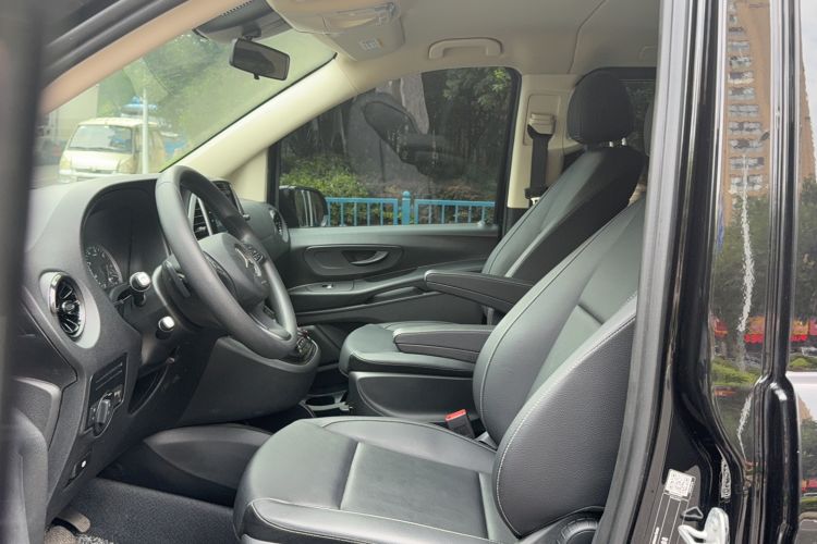 Used Mercedes-Benz Vito 2021 2.0T Elite Version 7 Seats
