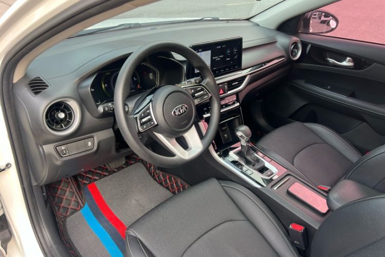 Used Kia K3 2019 1.5L CVT Smart Connectivity Version
