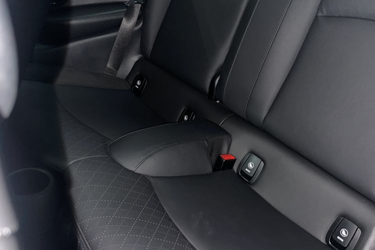 Used  MINI 2023 Updated 2.0T COOPER S Artist
