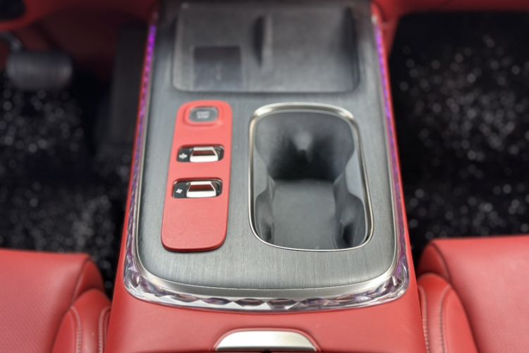 Used  SU7 2024 Rear-Drive Long-Range Intelligent Driving Version