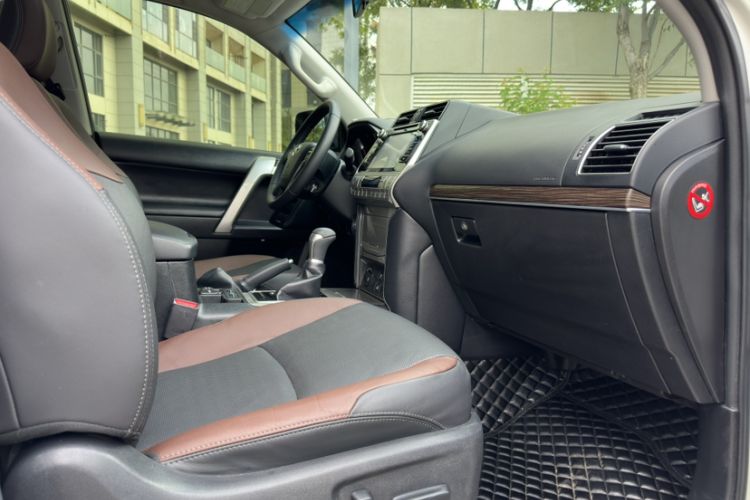 Used Toyota Prado 2019 3.5L Automatic TX-L Deluxe Edition with Rear-Mounted Spare Tire
