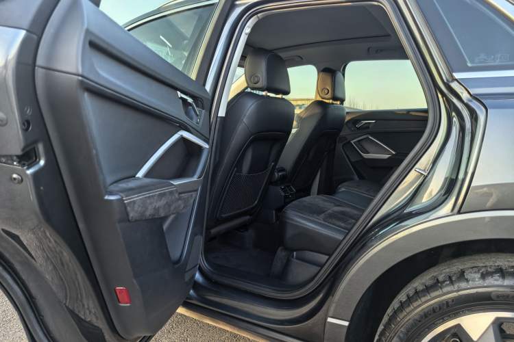 Used Audi Q3 2021 35 TFSI Fashion Dynamic Model
