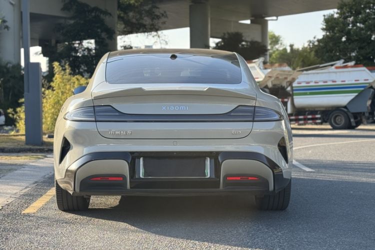 Used  SU7 2024 Rear-Drive Long-Range Intelligent Driving Version
