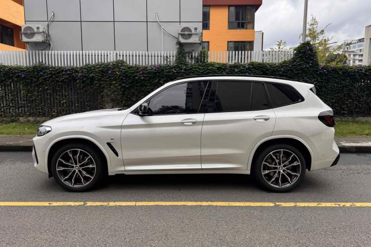 Used BMW X3 2023 Restyled xDrive30i Leading Edition M Night Sky Package
