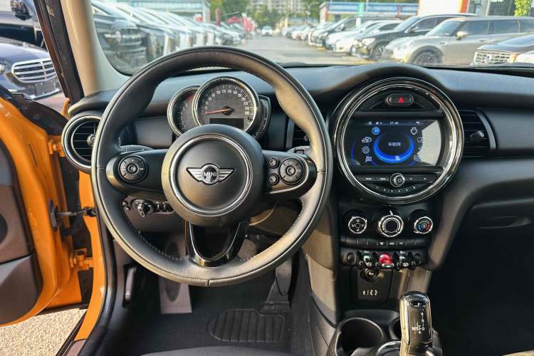 Used  MINI 2018 1.5T ONE PLUS Five-Door Edition
