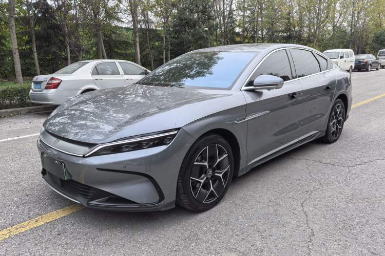 Used BYD Han 2024 EV Glory Edition 605KM Front-Wheel-Drive Premium Model