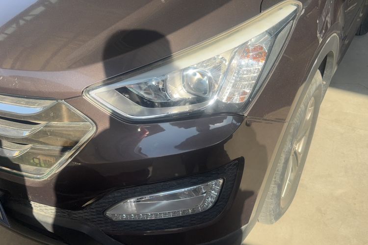 Used Hyundai Santa Fe 2013 2.4L Automatic Two-Wheel Drive Smart Version
