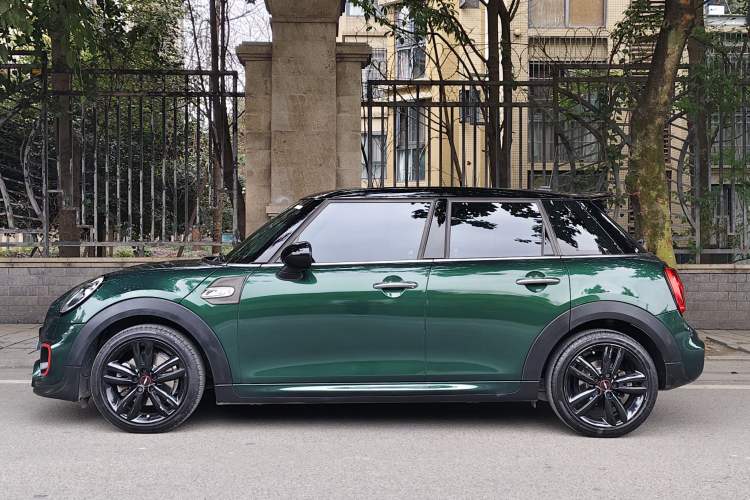 Used  MINI 2017 2.0T COOPER S Racing Enthusiast Five-Door Edition
