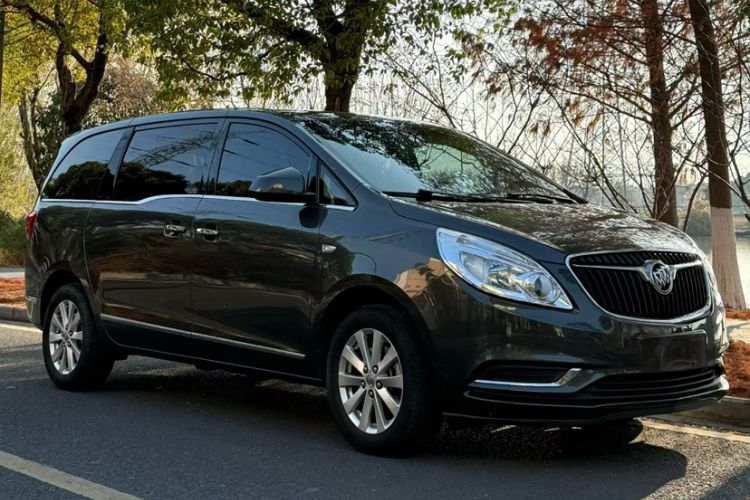 Used Buick GL8 2018 28T Luxury Model China VI Standard
