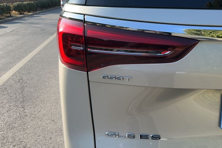 Used Buick GL8 2020 ES Land Cruiser 653T Luxury Model
