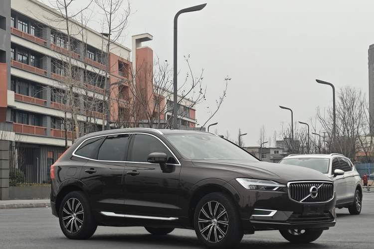 Used Volvo XC60 2021 T5 4x4 Smart Luxury Edition