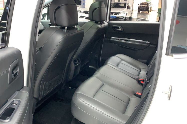 Used Peugeot 3008 2015 2.0L Automatic Trend Edition
