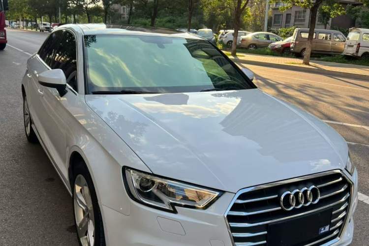 Used Audi A3 2020 Restyled Limousine 35 TFSI Ambition Version China VI
