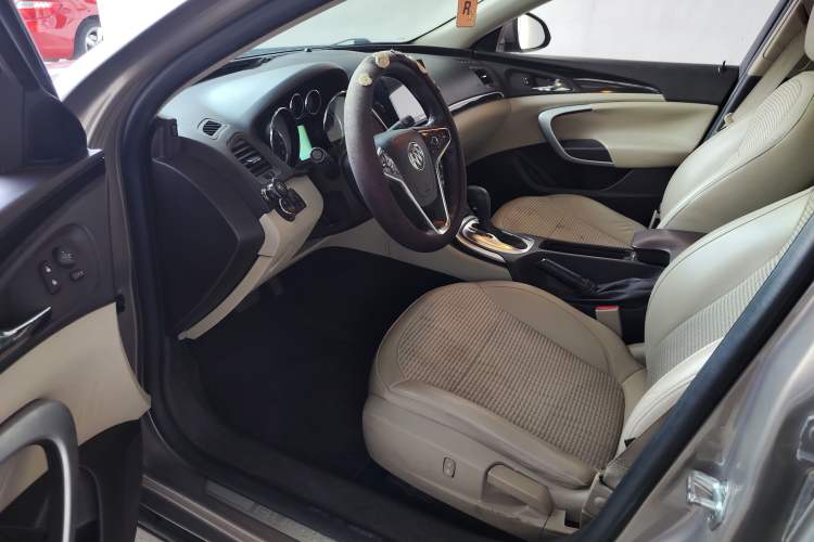 Used Buick Regal 2015 2.0L Leading Fashion Edition
