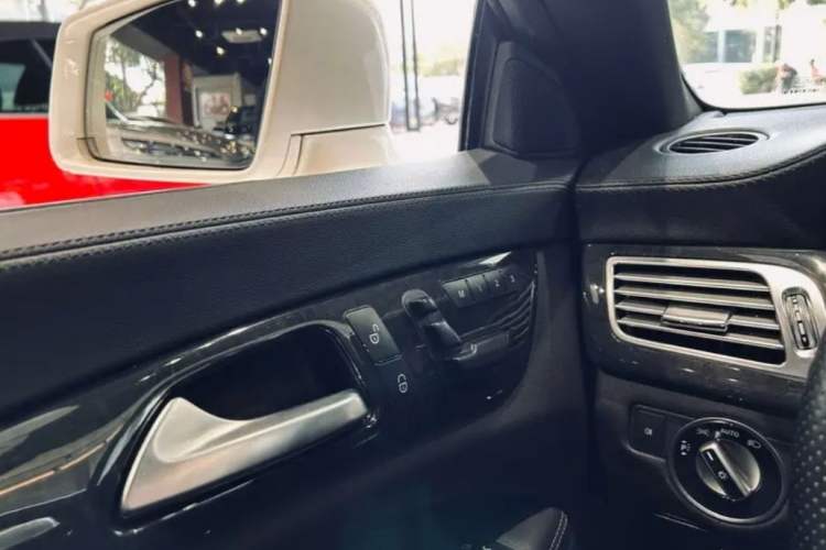 Used Mercedes-Benz CLS 2012 CLS 300 CGI