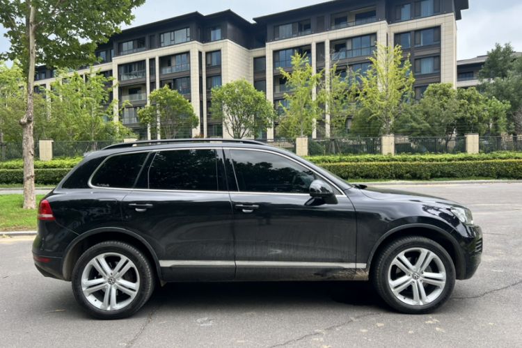 Used Volkswagen Touareg 2011 3.0 TDI Diesel Standard Version
