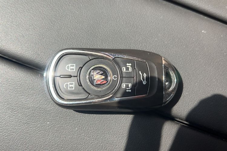 Used Buick GL8 2020 ES Land Cruiser 653T Flagship Model
