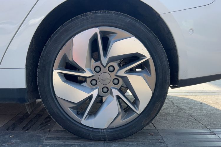 Used Geometry A 2019 High-Performance Standard Range Power Edition