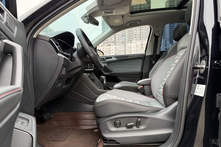 Used Volkswagen Tiguan L New Energy 2022 430 PHEV Plug-in Hybrid Flagship Edition
