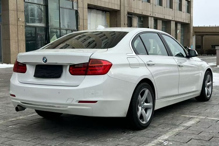 Used BMW 3 Series 2015 316Li Fashion Model
