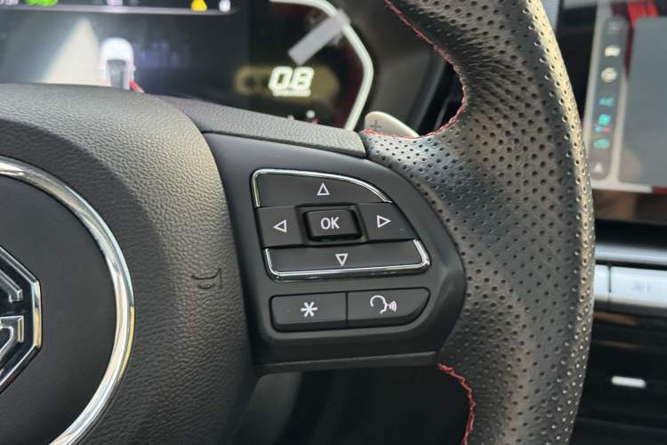 Used MG 5 2021 300TGI DCT Elegant Luxury Edition