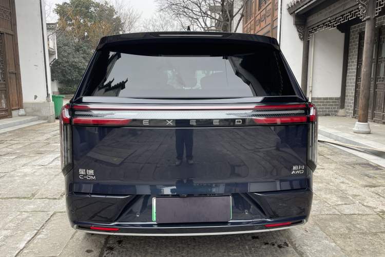 Used  Lanyue C-DM 2025 180 Ultra-Long Range Ultra All-Wheel Drive 7-Seater
