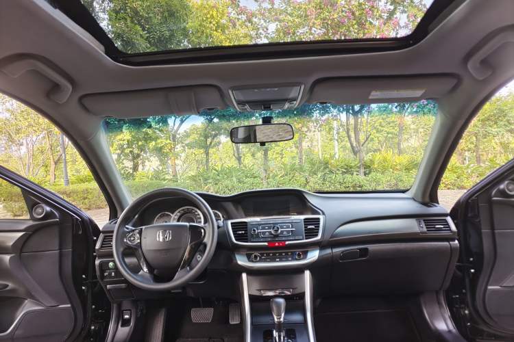 Used Honda Accord 2015 2.0L LX Comfort Edition
