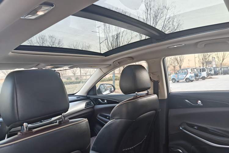 Used Changan Raeton CC 2019 1.5T Automatic Haoya Edition Guangmang Model China VI Standard