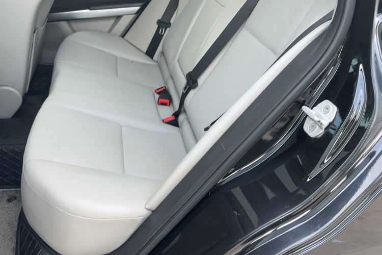 Used Mercedes-Benz GLK-Class 2014 GLK 260 4MATIC Dynamic Model