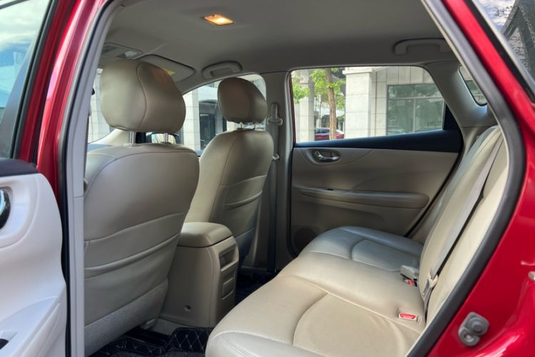 Used Nissan Tiida 2016 1.6L CVT Joyride Edition
