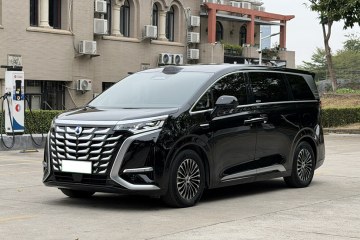 Used Denza D9 2025 DM-i Smart Drive 1020 Four-Wheel Drive Deluxe Model