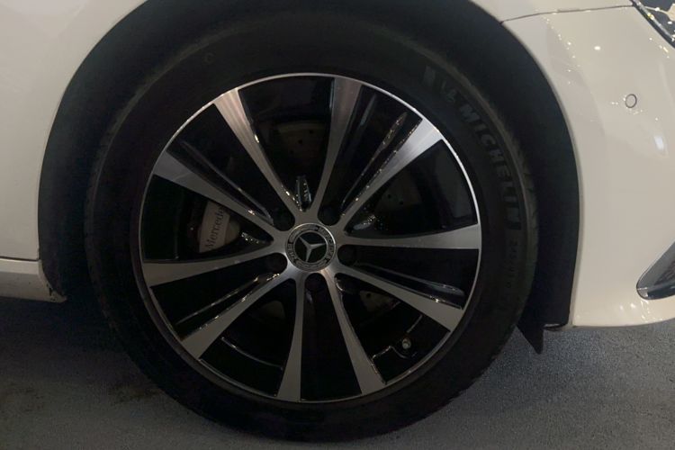 Used Mercedes-Benz E-Class New Energy 2021 E 350 e L Plug-in Hybrid Sedan
