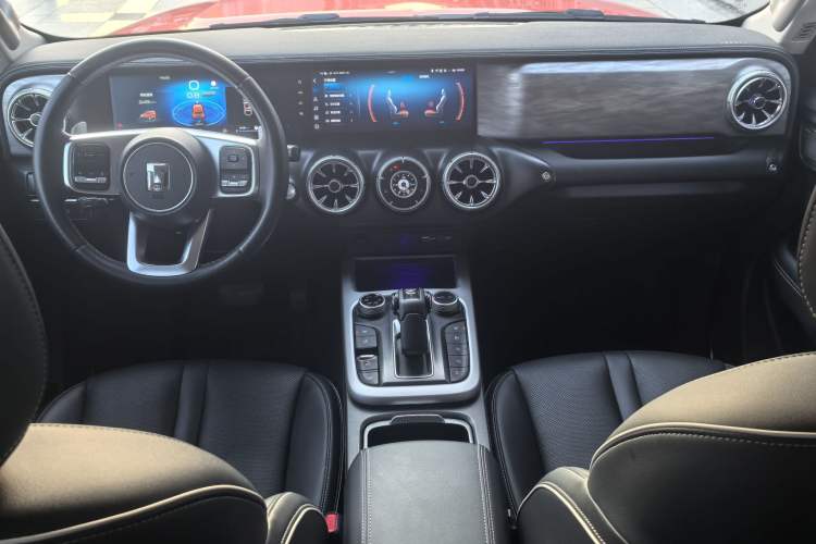 Used Tank 300 2021 City Edition 2.0T—Truly Stylish
