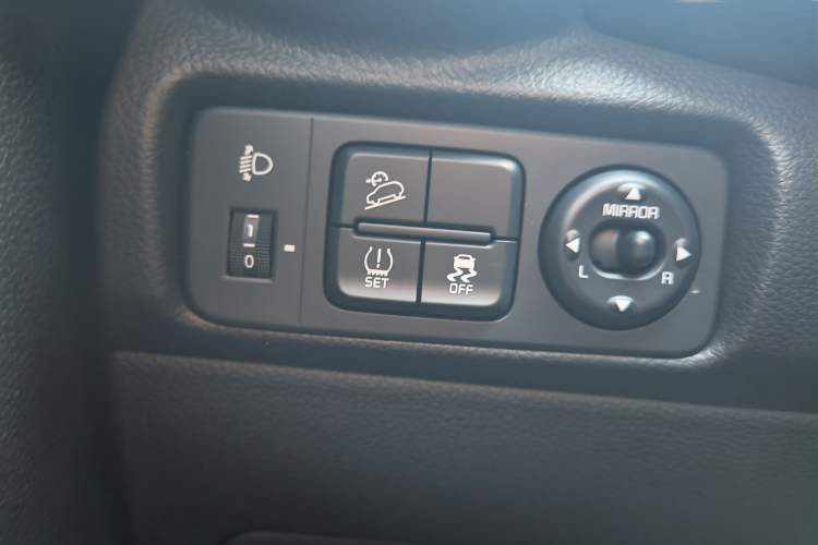 Used Kia Stonic 2021 1.4L CVT Fun Edition