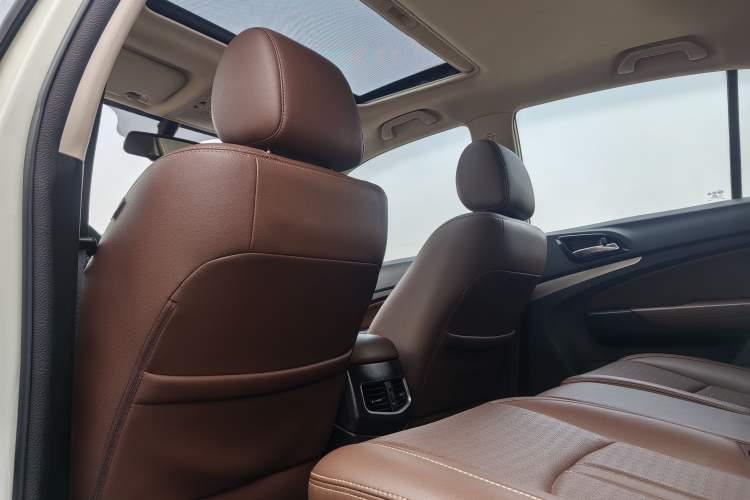 Used BYD S7 2016 2.0T Automatic Prestige Edition