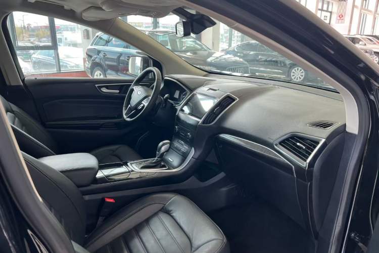 Used Ford Edge 2018 EcoBoost 245 Two-Wheel-Drive Titanium 7-Seater China V Standard