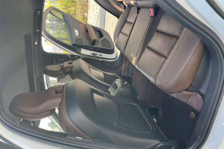 Used Volvo S60 2022 B4 Zhiyi Luxury Edition
