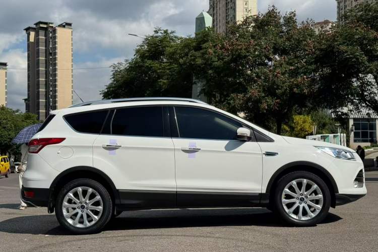 Used Ford Kuga 2015 1.5L GTDi Four-Wheel-Drive Elite Model