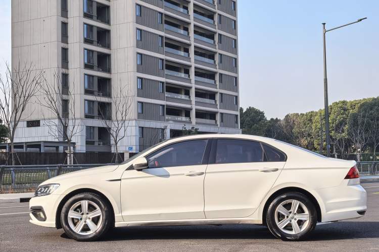 Used Volkswagen Lamando 2021 230TSI DSG Fashion Edition