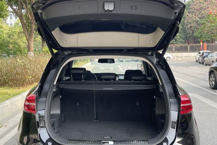 Used Hongqi HS5 2022 Facelifted Version 2.0T Smart Connect Flagship All-Wheel-Drive Edition
