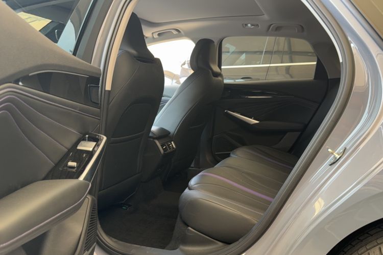 Used Geely Auto Preface 
